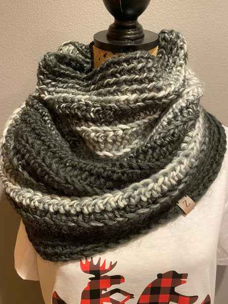 Black Gray and White Chunky Scarf, Cowl Scarf, Winter Scarf, Infinity Scarf, Knit Scarf