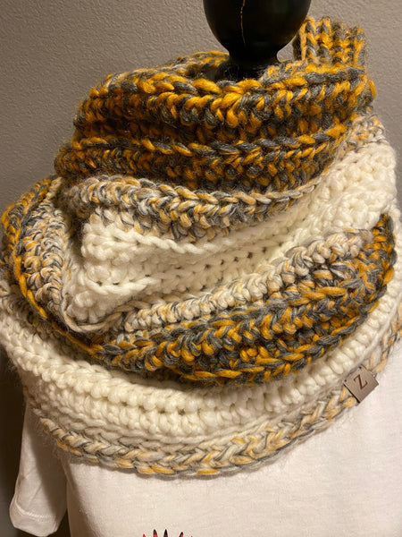 Chunky Infinity Cowl Scarf, Ivory, Gray and Mustard Chunky Scarf, Cowl Scarf, Winter Scarf, Infinity Scarf, Knit Scarf, yellow and gray cowl