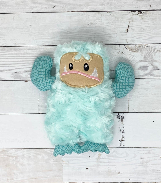 Yeti Stuffie, Sasquatch Stuffie, Yeti Stuffy doll, Yeti stuffed Animal, Sasquatch Stuffie Animal, stuffie lover