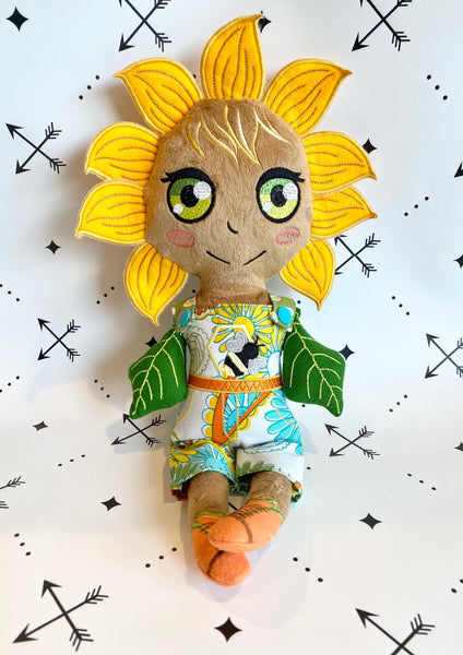 Sunflower Stuffie Doll, Sunflower Doll, Flower Dolls, Summer Fall Dolls, Embroidered Dolls, Cute Stuffed Dolls, stuffie dolls