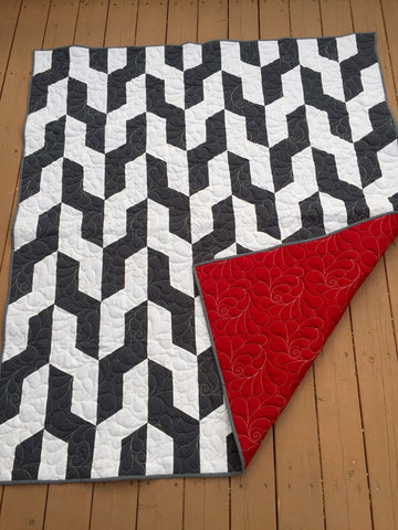 Geometric modern grey and white quilt, Modern Quilt, New Style quilt, Handmade Modern Baby Quilt, Baby Shower Gift, Modern throw quilt