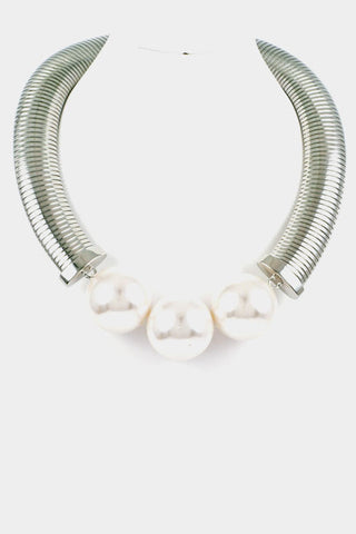Pearl large necklace